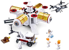 Load image into Gallery viewer, Space Collection Lunar Station Brick Building Set B0739 2