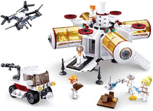 Load image into Gallery viewer, Space Collection Planet Lander Brick Building Set B0739
